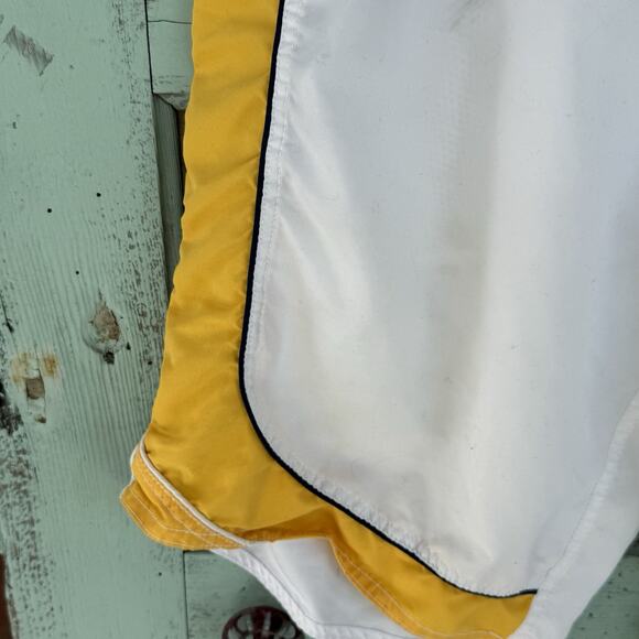 B Split Men’s Swim Trunk‎ Size L White Yellow Stripe Summer 38” Waist 11” Inseam - Picture 4 of 6